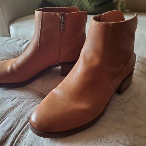Lucky brand  leather short boot.